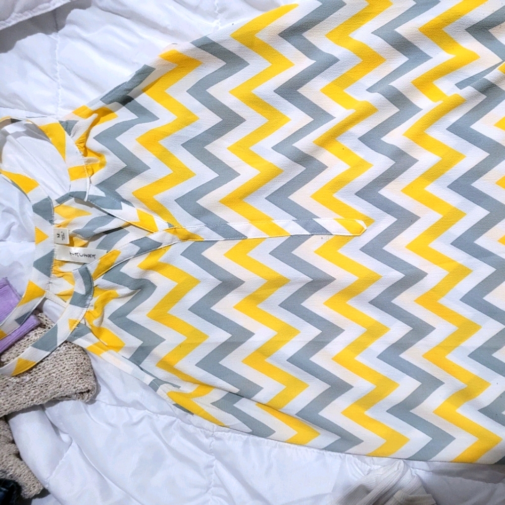 Chevron top